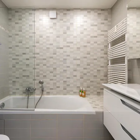 아파트 2-br Luxury With Sea View And Pool 칸느