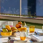 Daire 2-br Luxury With Sea View And Pool Cannes