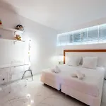 2-br Luxury With Sea View And Pool Daire