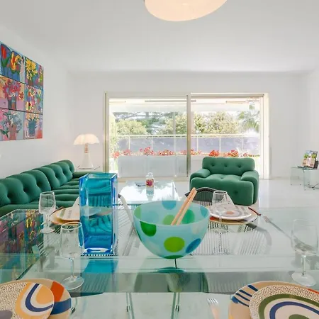 Apartment 2-br Luxury With Sea View And Pool Cannes