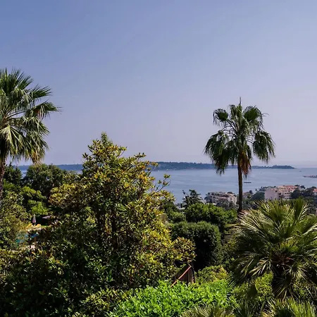 2-br Luxury With Sea View And Pool *