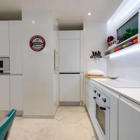 Lägenhet 2-br Luxury With Sea View And Pool Cannes