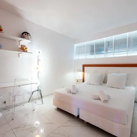 2-br Luxury With Sea View And Pool Lägenhet